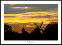 Load image into Gallery viewer, <transcy>Martin Jensen World Tour Frames // Kastellet Sunset</transcy>