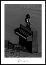 Load image into Gallery viewer, &lt;transcy&gt;Martin Jensen World Tour Frames // Malibu Dog&lt;/transcy&gt;
